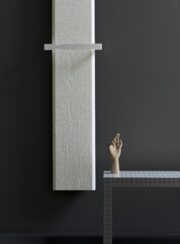 Woody marble Stone Radiator Detail in Bianco