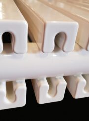 Horseshoe Cubed Horizontal Radiator in RAL 9016