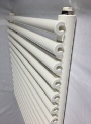 Horseshoe Horizontal Radiator Detail in RAL 9016