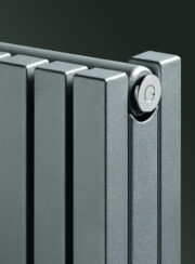 Carre vertical in Grey