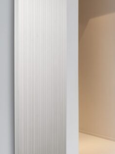 Bryce aluminium radiator in white