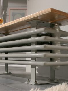 Old School Bench in RAL 9010