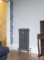 Living room cast iron radiator Rococo I in Charcoal