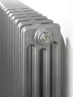 Clasico 4 Column in Matt Anthracite