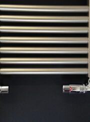 RadCen Corner TRV RH