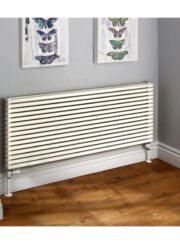 Horseshoe Cubed Horizontal radiator in white