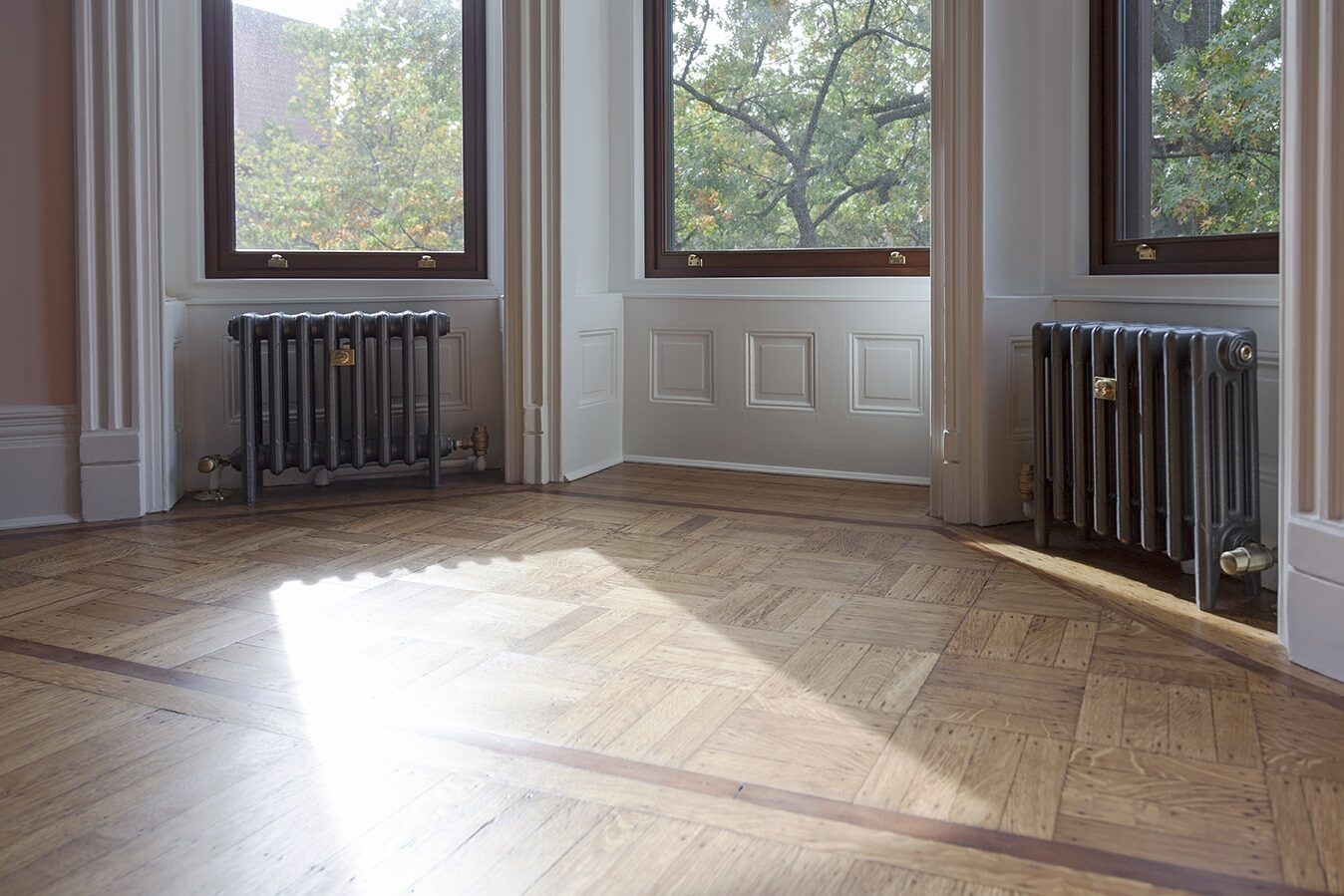 Small Column Bay Window Radiator Bay window radiator ideas for beautiful interiors