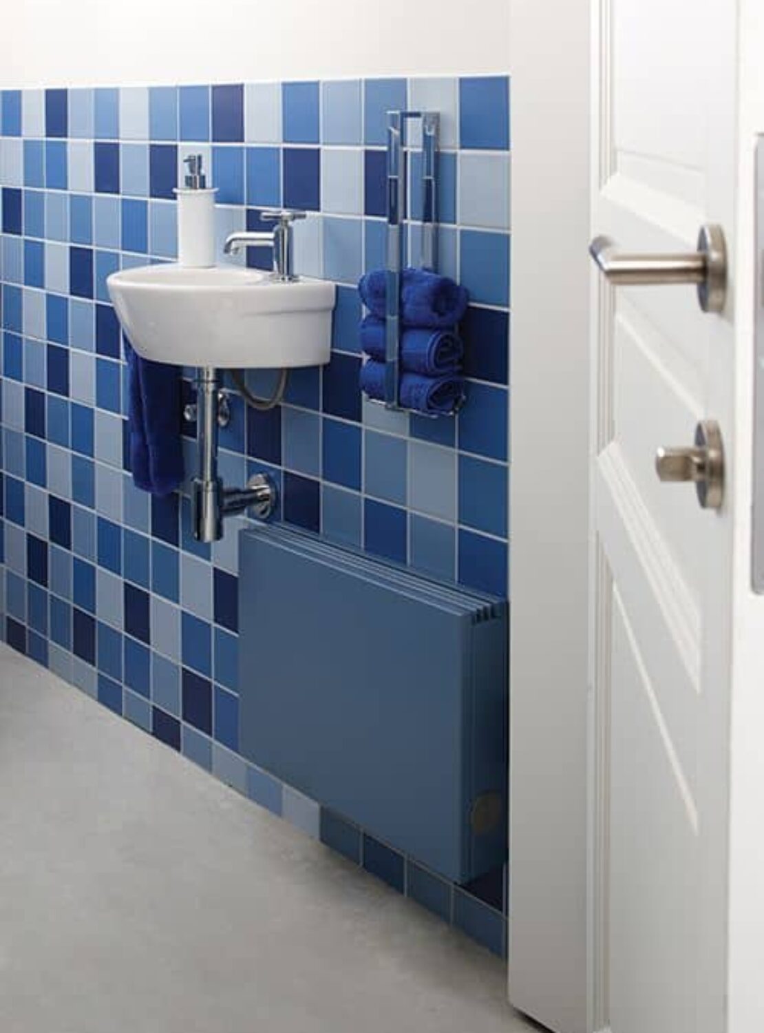 Strada Hydronic Radiator Strada | Designer Radiators | Shop Online